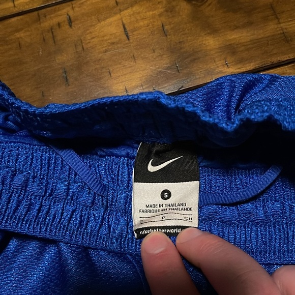 Men’s NIKE Mesh Shorts Blue Size Small. Athletic Shorts, Gym Shorts. Very Nice - Picture 3 of 4